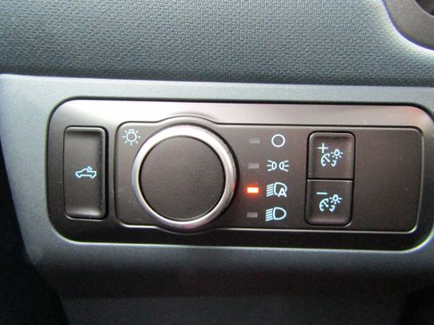 Certified 2024 Ford Maverick XLT w/ XLT Luxury Package image 28