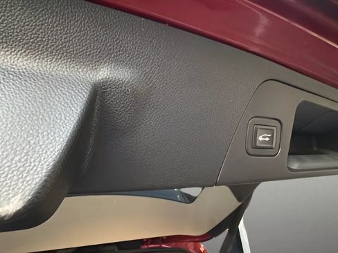 Used 2017 Buick Envision Essence AWD/4WD image 10