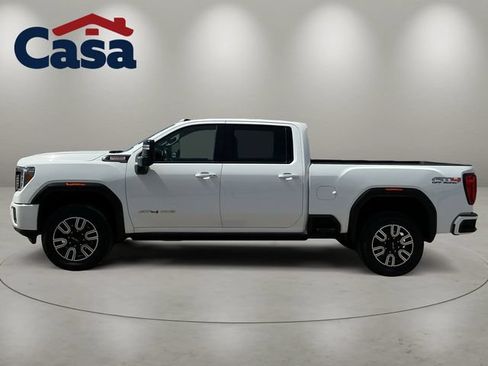 Used 2022 GMC Sierra 2500 AT4 w/ AT4 Preferred Package AWD/4WD image 3