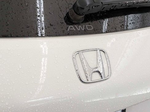 Used 2025 Honda HR-V Sport image 11