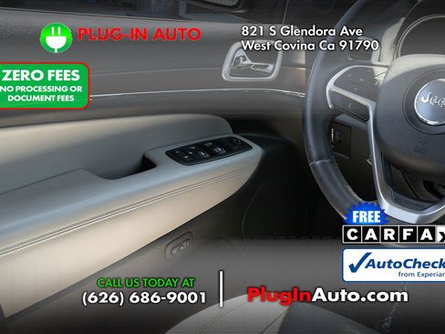 Used 2018 Jeep Grand Cherokee Limited AWD/4WD image 18
