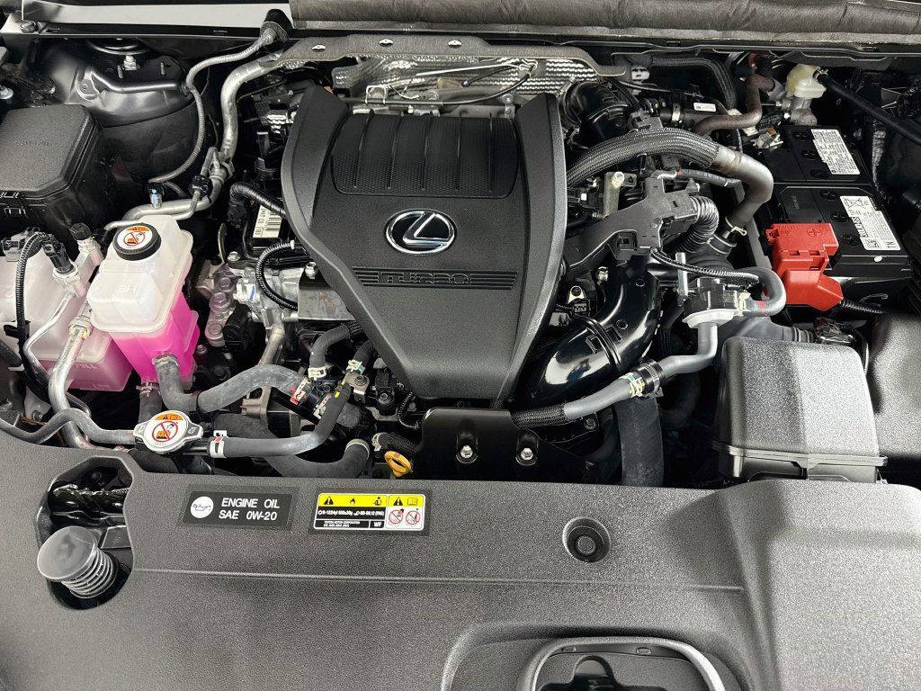 Used 2025 Lexus RX 350 AWD w/ Convenience Package image 32