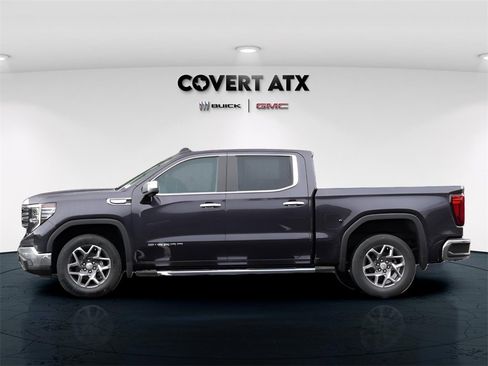 New 2026 GMC Sierra 1500 SLT image 4