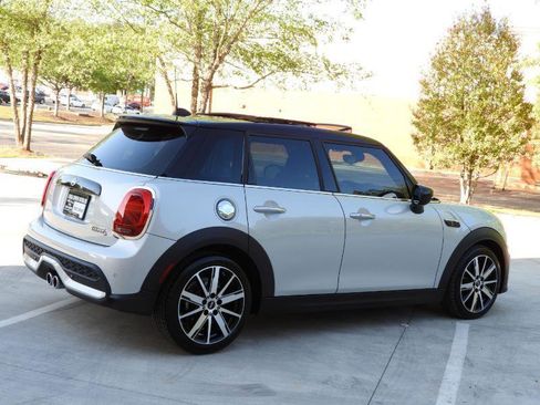 Used 2023 MINI Cooper S image 30