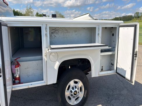 Used 2017 Chevrolet Silverado 2500 LT RWD image 10