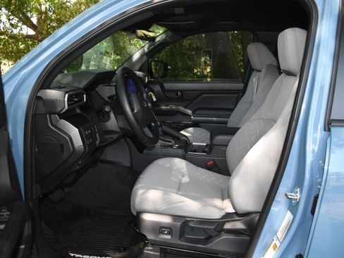 New 2026 Toyota Tacoma SR5 AWD/4WD image 3