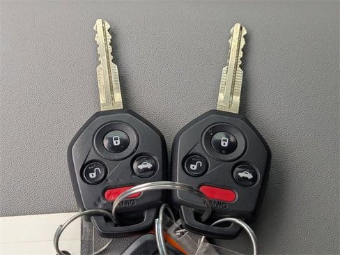 Used 2024 Subaru Outback Premium image 34