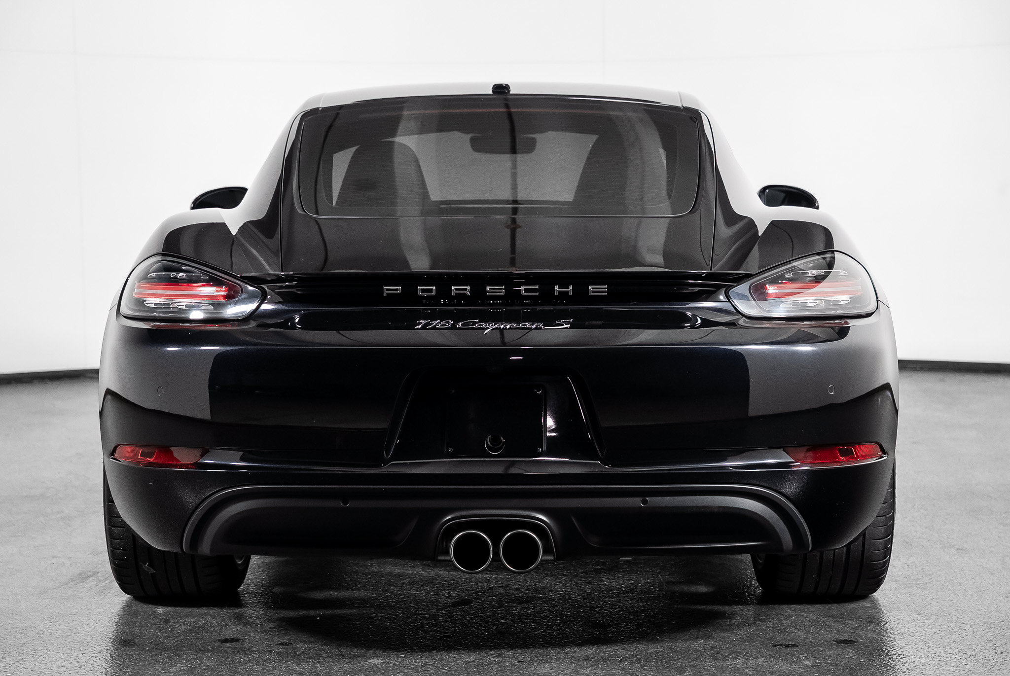 Used 2018 Porsche 718 Cayman S RWD image 22