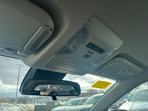 Used 2023 Toyota RAV4 XLE image 27