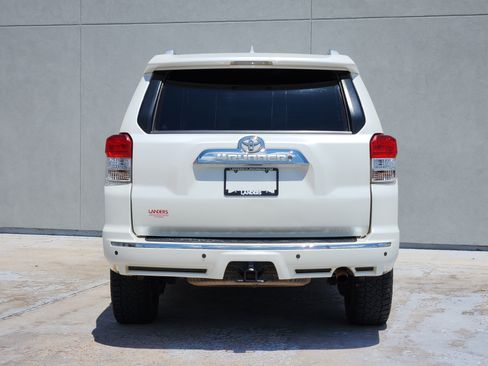 Used 2012 Toyota 4Runner SR5 w/ Convenience Pkg AWD/4WD image 6