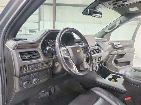 Used 2021 Chevrolet Tahoe LT w/ LT Signature Plus Package image 18
