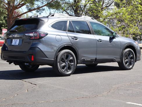 Used 2020 Subaru Outback Onyx Edition XT w/ Popular Package #2 image 5