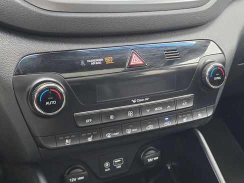 Used 2016 Hyundai Tucson Limited w/ Option Group 03 FWD image 20