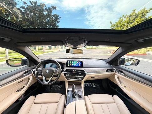 Used 2020 BMW 530e w/ Convenience Package RWD image 13