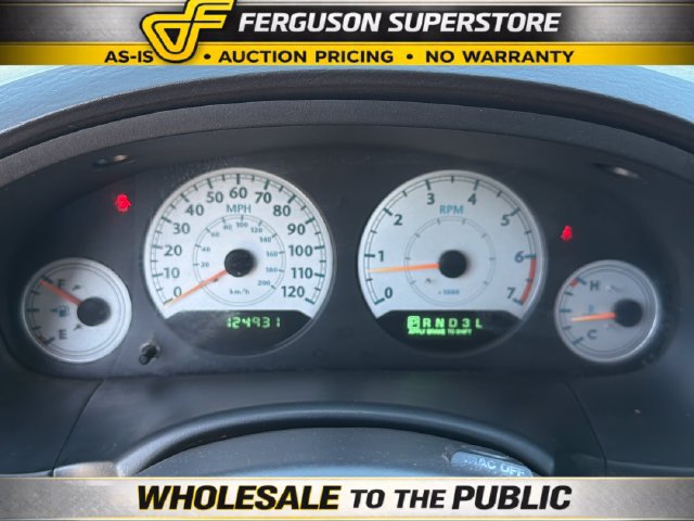 Used 2005 Chrysler Town & Country Touring FWD image 11