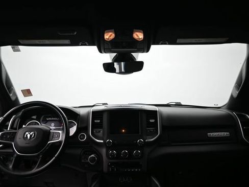 Used 2022 RAM 1500 Big Horn AWD/4WD image 23