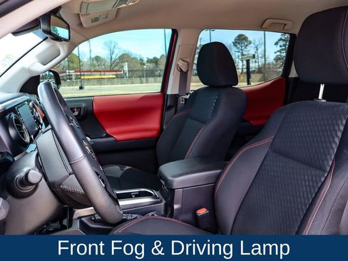 Used 2023 Toyota Tacoma SR5 w/ Technology Package image 10