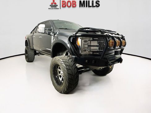 Used 2017 Ford F250 Platinum w/ Platinum Ultimate Package AWD/4WD image 1