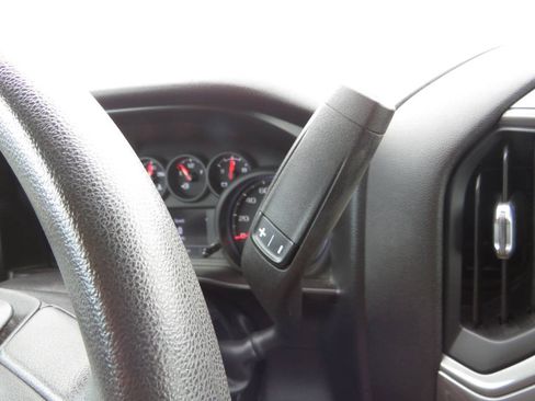 Used 2020 Chevrolet Silverado 2500 Custom w/ Gooseneck/5TH Wheel Package AWD/4WD image 17