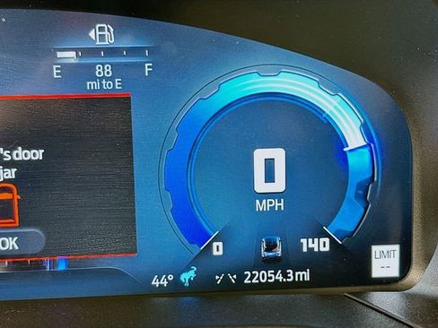 Used 2025 Ford Bronco Sport Outer Banks w/ Outer Banks Tech Package+ image 17