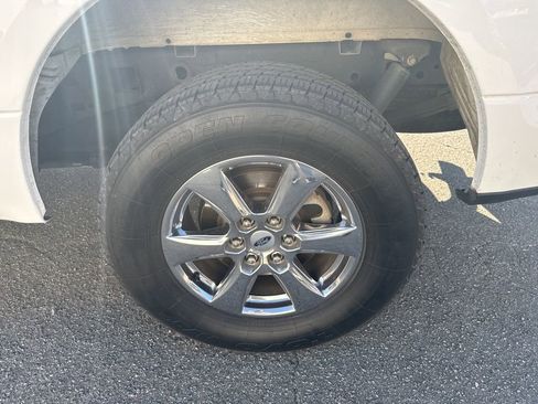 Used 2019 Ford F150 XLT w/ Equipment Group 302A Luxury image 12