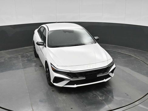 New 2026 Hyundai Elantra Sport w/ Cargo Package image 21