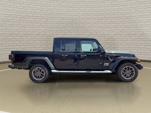 Used 2021 Jeep Gladiator Overland AWD/4WD image 4