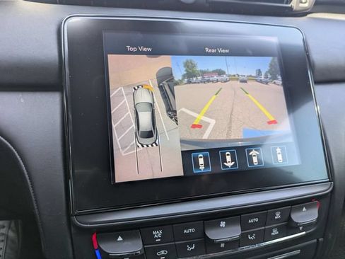 Used 2019 Maserati Quattroporte S GranSport Q4 AWD/4WD image 19