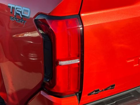 Used 2024 Toyota Tacoma TRD Sport w/ TRD Sport Upgrade Package AWD/4WD image 20
