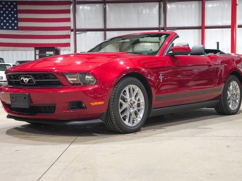 Used 2012 Ford Mustang Premium image 1