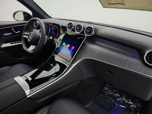 New 2026 Mercedes-Benz GLC 300 image 14