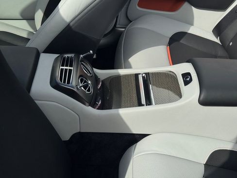 Used 2018 Rolls-Royce Dawn image 51