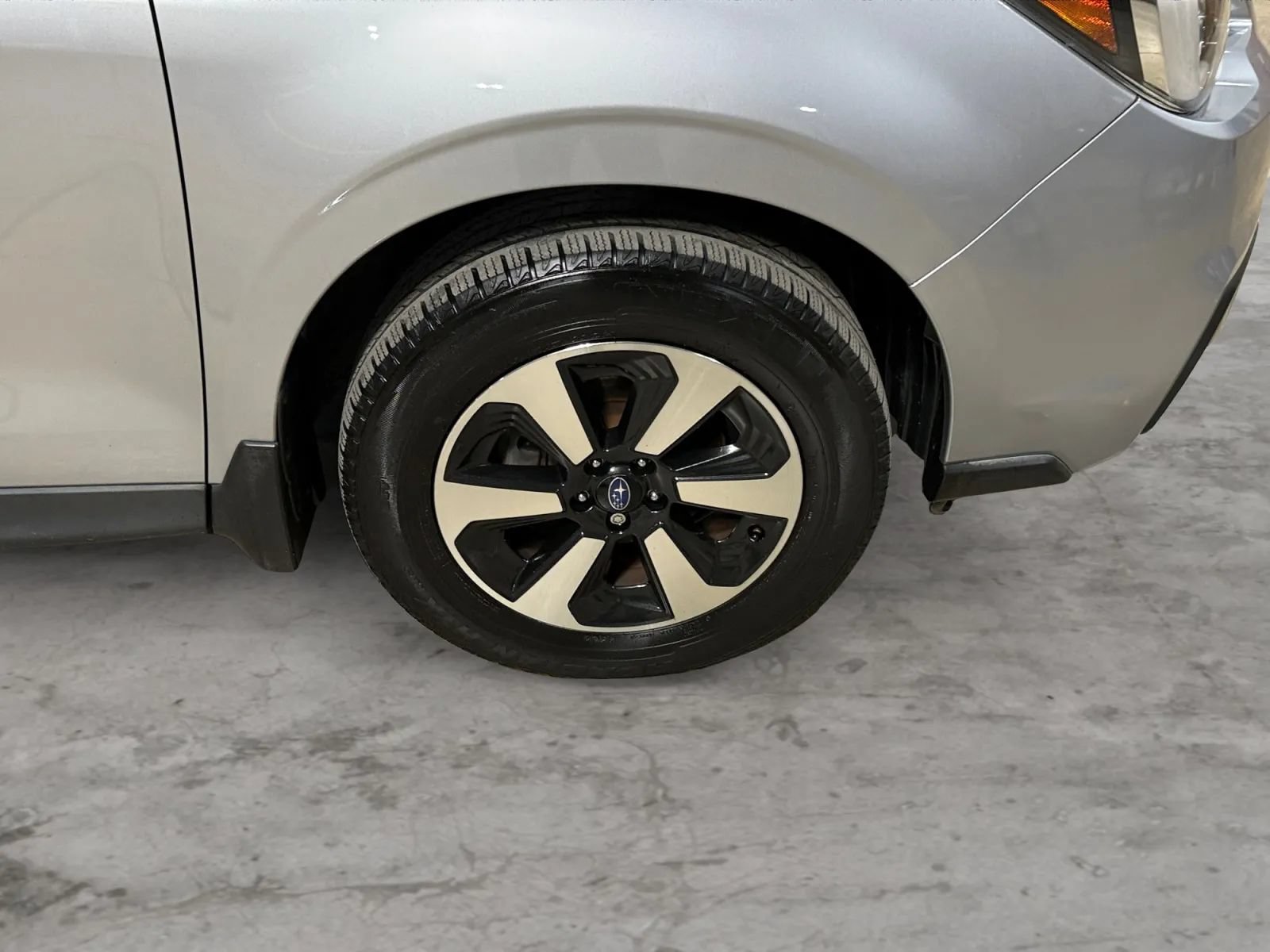 Used 2018 Subaru Forester 2.5i Premium w/ All-Weather Package AWD/4WD image 46