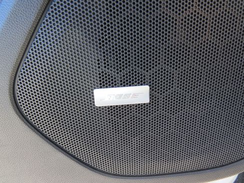 Used 2022 Chevrolet Blazer Premier w/ Enhanced Convenience Package image 16