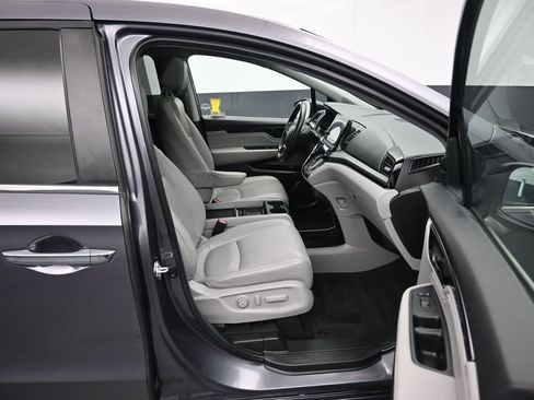 Used 2024 Honda Odyssey Touring image 60