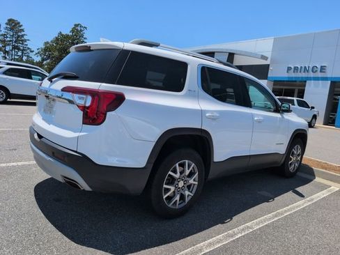 Used 2021 GMC Acadia SLT w/ LPO, Cargo Package FWD image 3