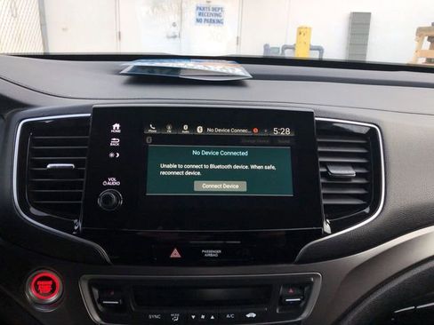 Certified 2020 Honda Pilot EX image 11