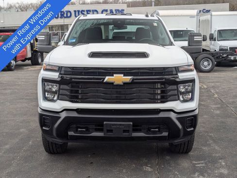 Used 2025 Chevrolet Silverado 2500 W/T w/ WT Convenience Package image 9