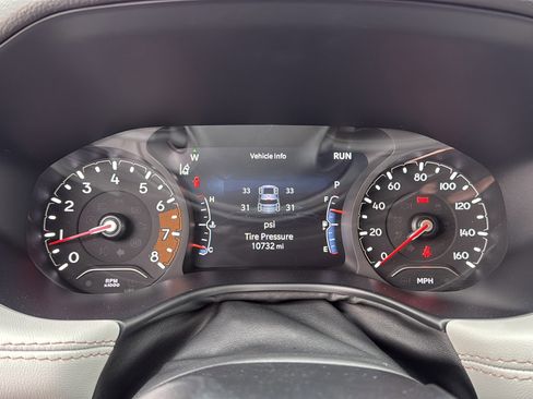 Certified 2024 Jeep Compass Limited image 18