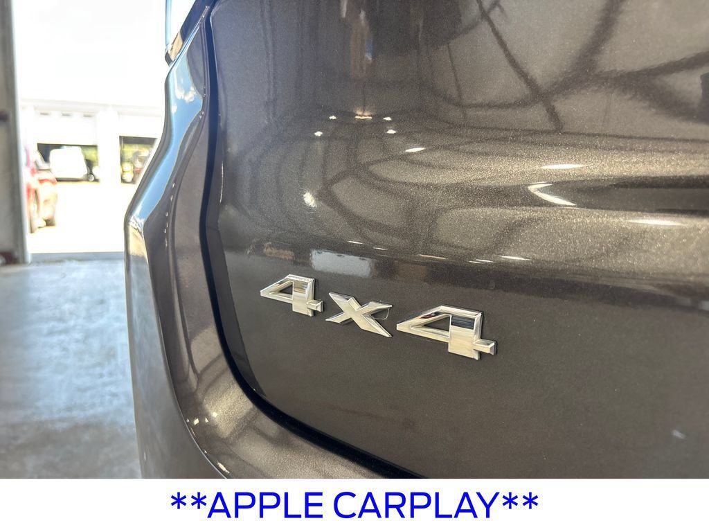 Used 2018 Jeep Compass Latitude w/ Popular Equipment Group AWD/4WD image 17