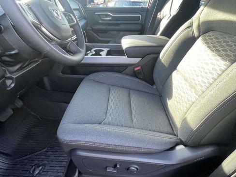 New 2026 RAM 1500 Big Horn AWD/4WD image 10