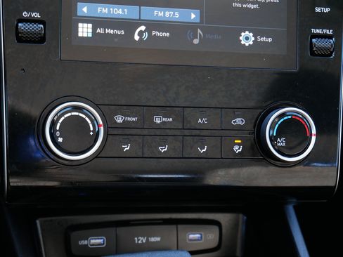 Used 2023 Hyundai Tucson SE image 23