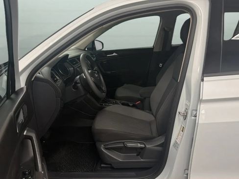 Used 2018 Volkswagen Tiguan S FWD image 20