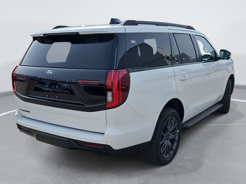 New 2026 Ford Expedition Platinum w/ Stealth Appearance Package image 5