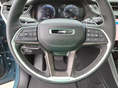 New 2026 Jeep Grand Cherokee Limited AWD/4WD image 24