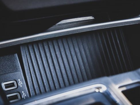 Used 2020 Ford F150 XLT w/ Equipment Group 302A Luxury image 7