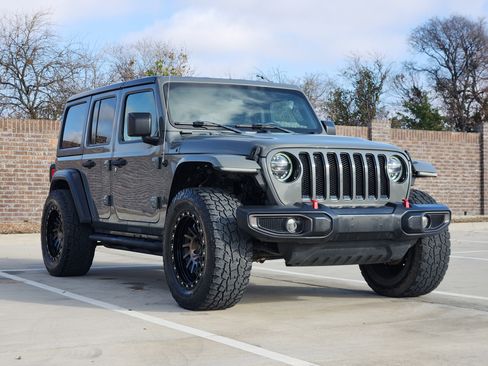 Used 2020 Jeep Wrangler Unlimited Sport image 4