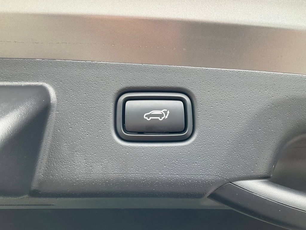 Used 2024 Kia Niro Wind FWD image 10