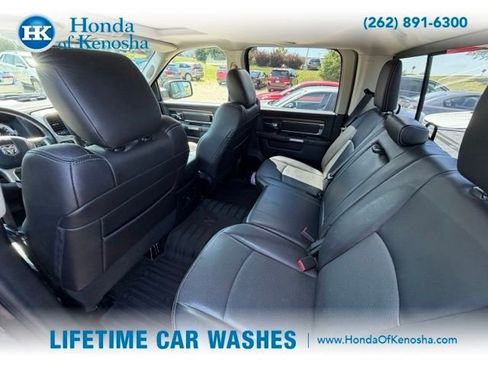 Used 2017 RAM 1500 Laramie w/ Convenience Group AWD/4WD image 7