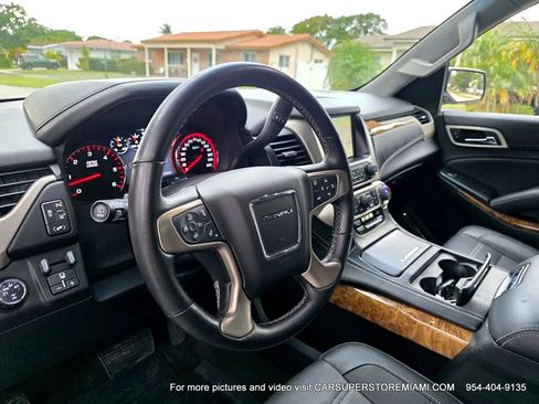 Used 2015 GMC Yukon Denali w/ Open Road Package image 27